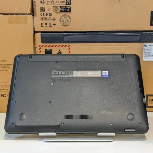 Asus Notebook X541U i3-6006U (6th gen) 4GB RAM DDR4 256GB SSD 15.6"