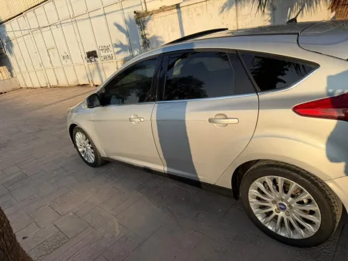 Ford Focus 5 portes 2013 Titanium
