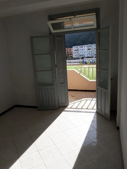 Vente Appartement F2 Béjaïa Tichy