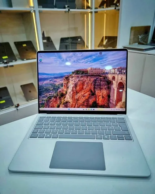 MICROSOFT SURFACE LAPTOP 7 Copilot+  Ultra 7 268v 3K TACTILE OLED