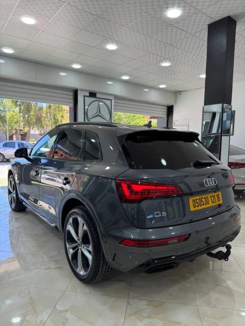 Audi Q5 2021 