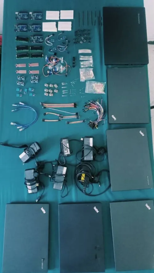 Lot : Lenovo ThinkPad+kit arduino 