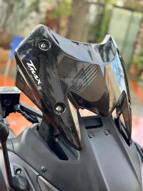 Yamaha Tax 562 dark magma 2024