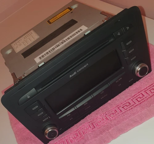 Post radio audi a3 original