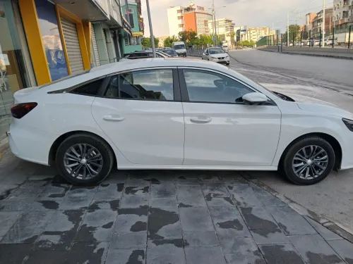 MG MG5 2025 MG5 Luxury Edition