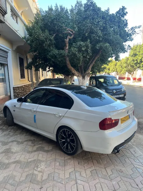 BMW Série 3 2011 Lci pack m