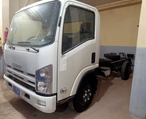 Isuzu super jombo Super jombo 2025