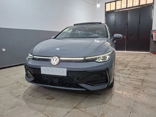 Volkswagen Golf 8 2025 R-Line