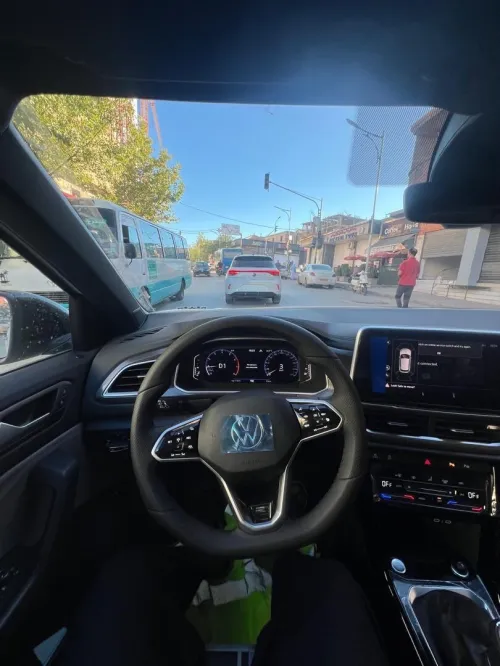 Volkswagen T-Roc 2025 Idition black