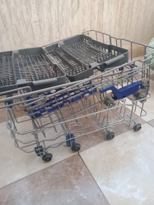 03 CHARIOTS POUR LAVE VAISSELLE LG