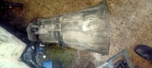Boîte de vitesses Mercedes kwkawa et louza