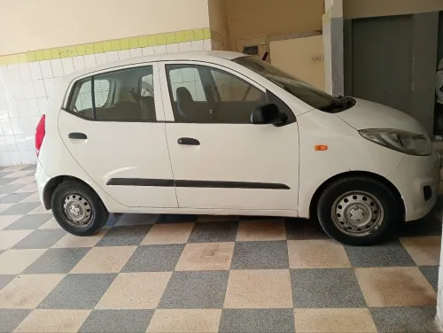 Hyundai i10 Plus 2016 GL Clim