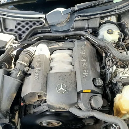 Mercedes C63S 1997 V6