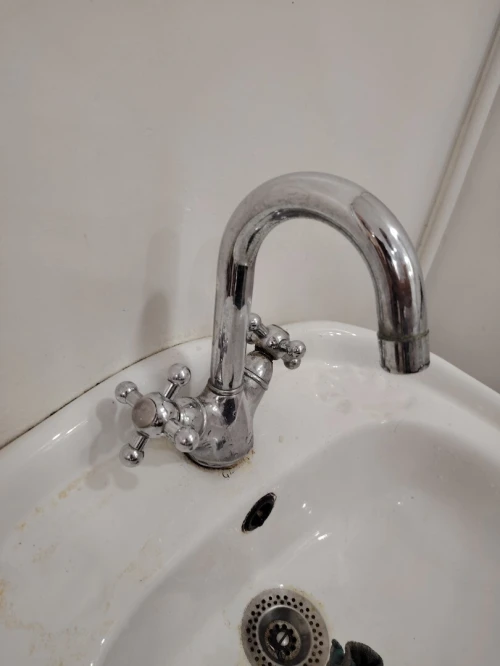 Lave main + robinet français