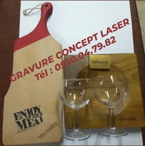 GRAVURE ET DÉCOUPE AU LASER