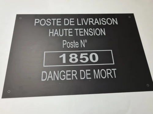  Gravure Laser sur Verre  et Trophée