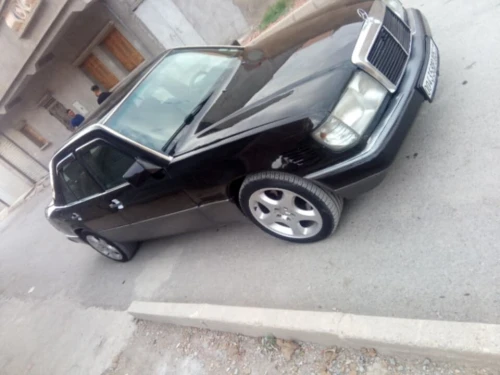 Mercedes Classe E 1992 W124 turbo