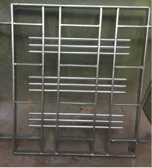 PORTE ET GRILLE FENETRE INOX