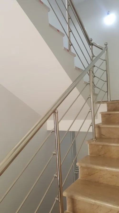 RAMPE ESCALIER-GARDE CORPS-BALCON-PORTE INOX-BOIS-VERRE