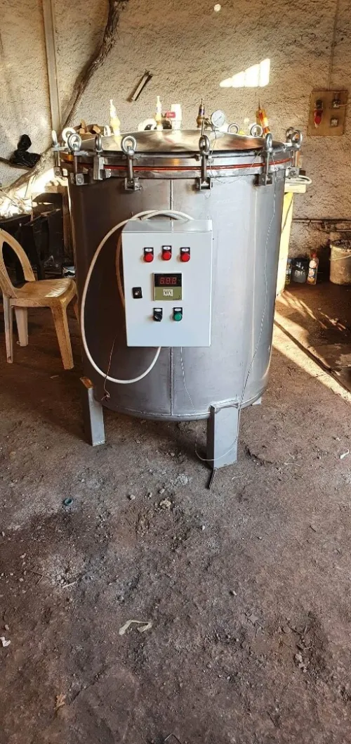 Fabrication autoclave