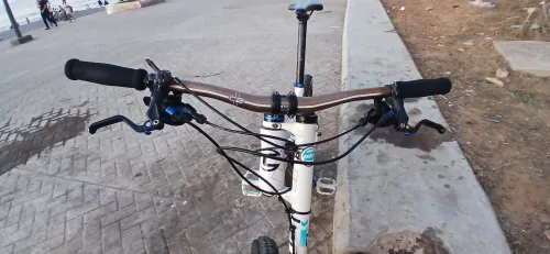 Vélo vtt moto sorpion trottinette