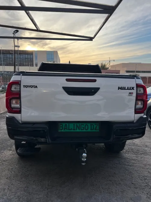 Toyota Hilux 2025 GR