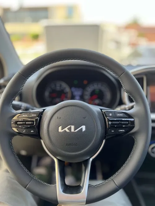 Kia KX1 2025 STONIC