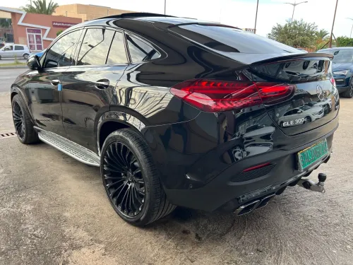Mercedes GLE 300d AMG 2025 AMG Kite manfakter