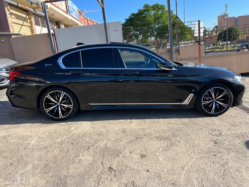 BMW Série 7 2018 Pak M 740E