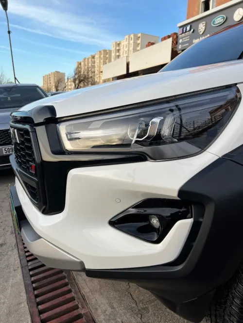 Toyota Hilux 2025 GR