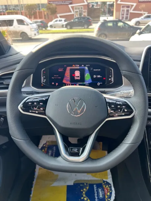 Volkswagen T-Roc 2025 R-Line 