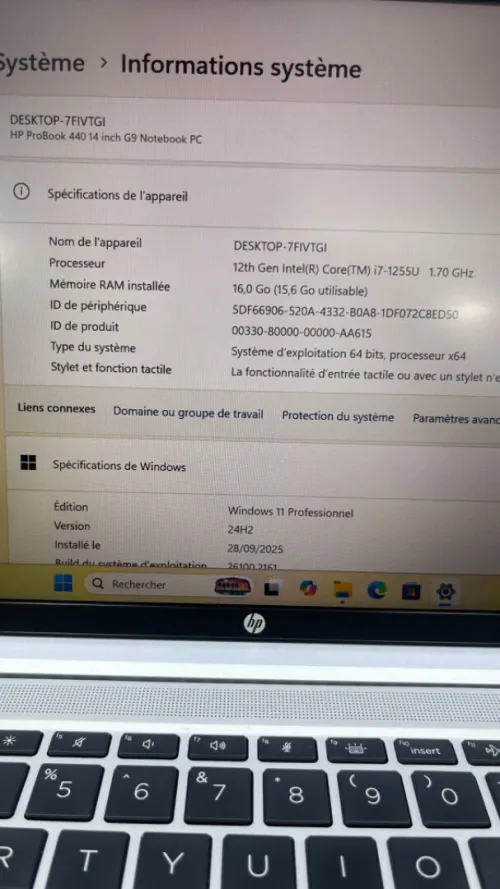 HP LAPTOP 15S I5-12TH 15.6'' 16RAM 512 SSD  IRIS XE BATTERIE +3 HEURES  