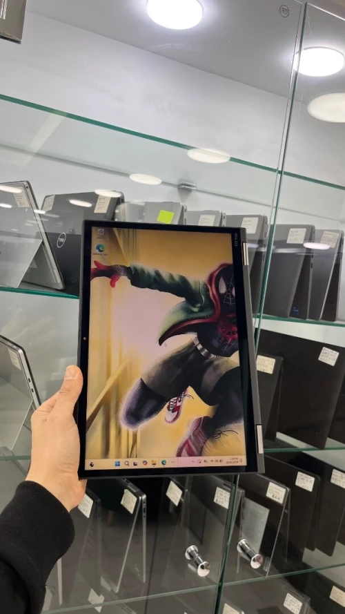 LENOVO THINKPAD X13 YOGA i7-1185G7 13.3'' FHD+ TACTILE 16RAM 256SSD IRIS XE  BATTERIE  4 HEURES ETAT NEUF