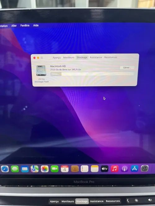 MACBOOK PRO 2020 M1 256SSD CYCLE 41