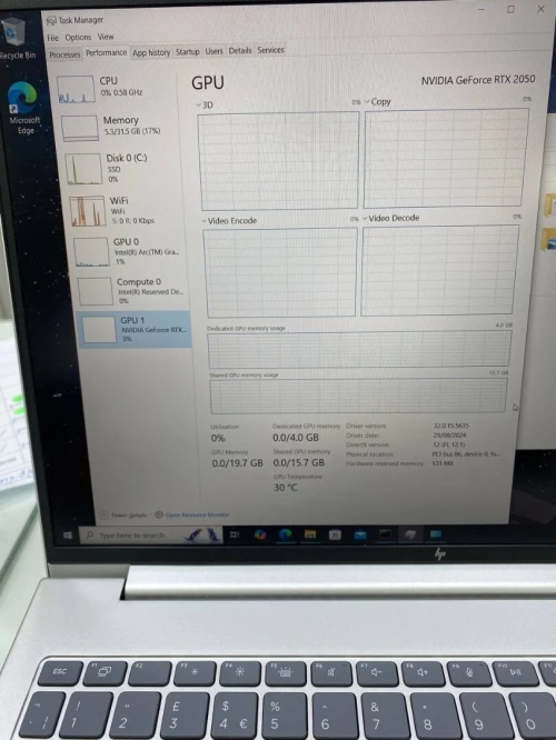 HP ELITEBOOK 660 G11 ULTRA 7 155H 16'' 32RAM 1TB SSD INTEL RTX 2050 04GB DÉDIÉE BATTERIE 97%