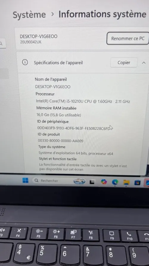 LENOVO THINKPAD X1 CARBON  I5-10TH 16RAM 512 SSD 14'' FHD BATTERIE +4 HEURES  UHD GRAPHICS