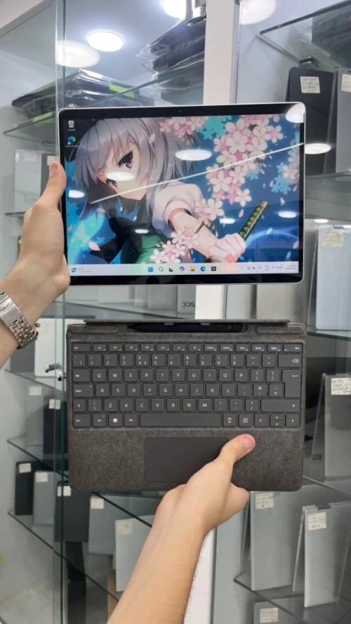 SURFACE PRO 9 2K I7-12TH 16RAM 512SSD IRIS XE FOURNI AVEC STYLET ORIGINAL 
