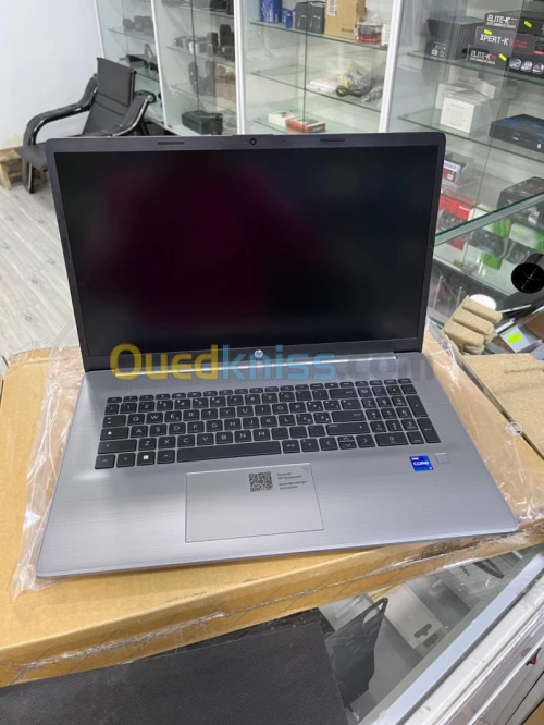 HP NOTEBOOK 470 G8 I7-11TH 1000 SSD 16 RAM NEUF DANS LA BOITE