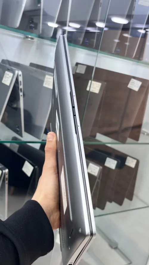 DELL LATITUDE 7450 2IN1 FINITION ALUMINIUM Ultra 7 165U 16RAM 256 SSD 14'' FHD+ BATTERIE 100% ETAT 10/10 GARANTIE 06 MOIS