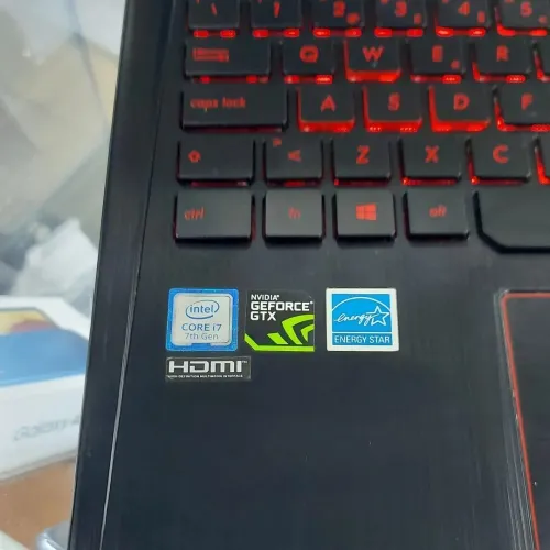 ASUS GAMING FX553V I7-7TH 256SSD 16 RAM 15.6'' GTX 1050