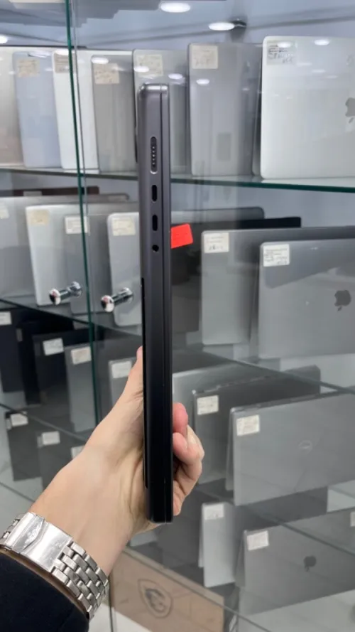 MACBOOK PRO M3 PRO 2023 16'' 36RAM 512 SSD BATTERIE 95%