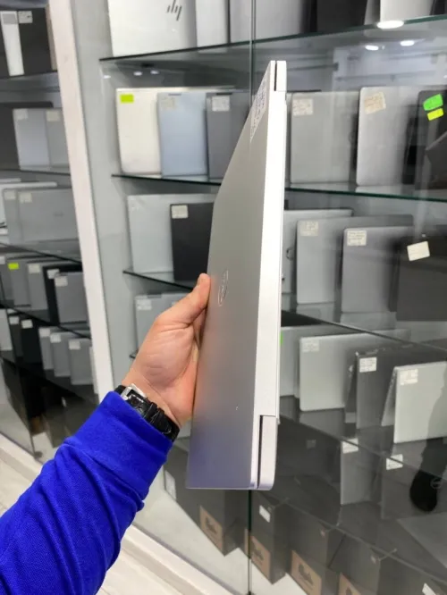 DELL XPS 13.3'' I7-12TH 16RAM 512SSD SSD INTEL IRIS XE  GRAPHICS BATTERIE 100%