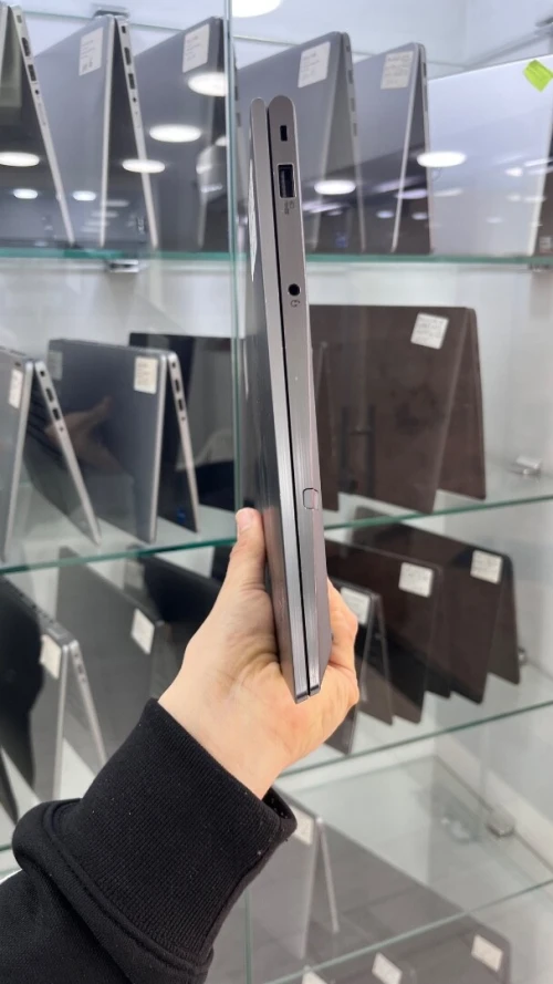 LENOVO THINKPAD X1 YOGA I7-1185G7 14'' TACTILE 32RAM 512SSD IRIS XE  BATTERIE 4 HEURES TRÈS BON ÉTAT