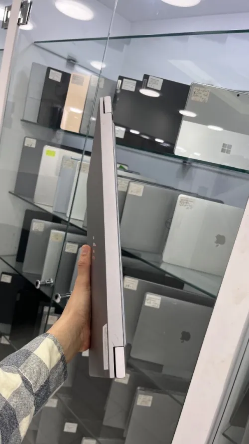 ZBOOK STUDIO G11 16'' Ultra 7 155H 32RAM 512SSD RTX 4070 08GB DÉDIÉE BATTERIE +5 HEURES