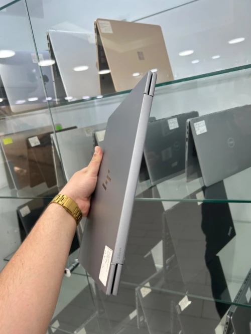 HP ZBOOK 8 Glak AMD Ryzen Al 7 PRO 350 w  14'' TACTILE FHD+ 32RAM 1TB SSD Radeon 860M GRAPHICS BATTERIE 100% CYCLE 7  ETAT NEUF  GARANTIE 06 MOIS A1-3