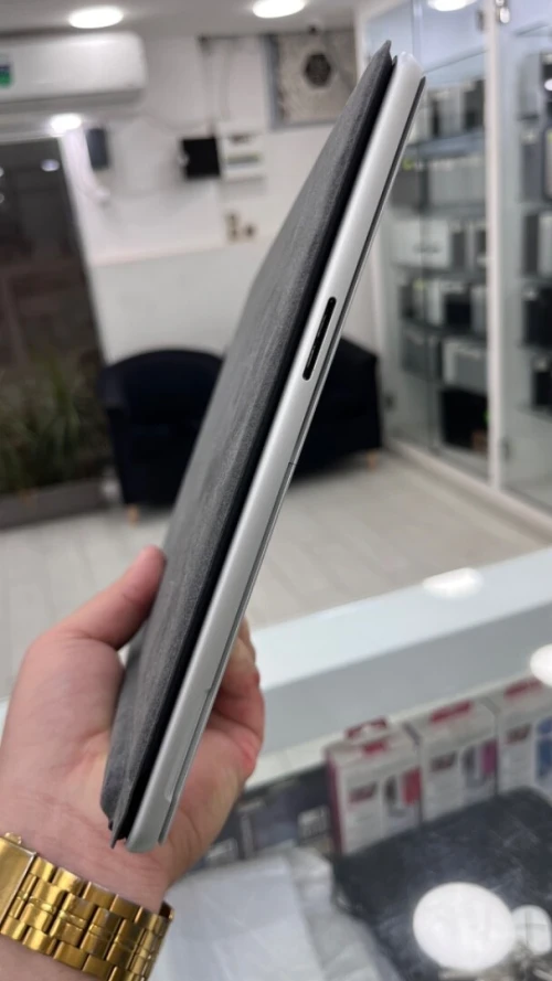SURFACE PRO 9 I5-12TH 16RAM 256SSD IRIS XE BATTERIE +4 HEURES