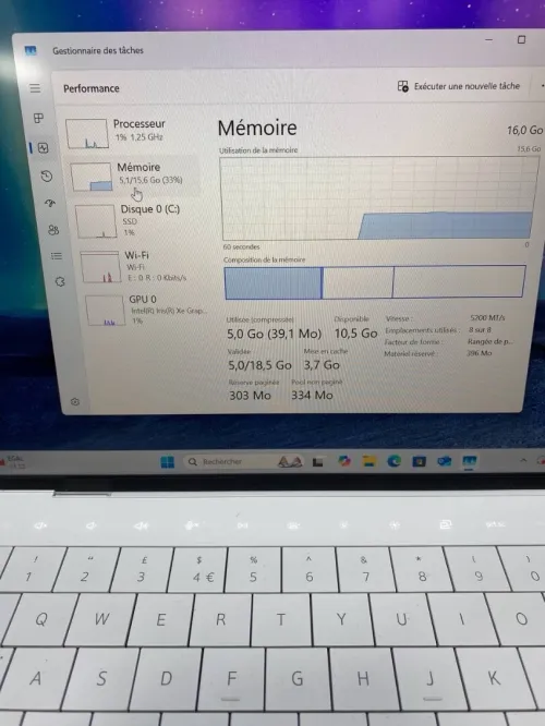 DELL XPS 13.3'' I7-12TH 16RAM 512SSD SSD INTEL IRIS XE  GRAPHICS BATTERIE 100%