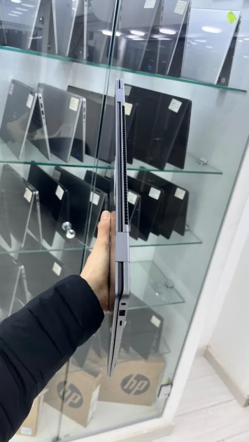 GALAXY BOOK 5 PRO Ultra 7 256V  16RAM 1TBSSD 16''  3K Dynamic AMOLED 2X 120Hz BATTERIE 100%