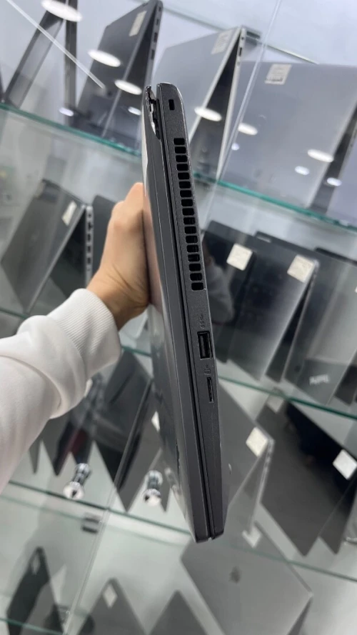 LENOVO THINKPAD L15  15.6'' FHD AMD Ryzen 7 PRO 7730U 16RAM 512 SSD AMD RADEON 01GB DÉDIÉE  BATTERIE +4 HEURES BON ÉTAT GARANTIE 06 MOIS