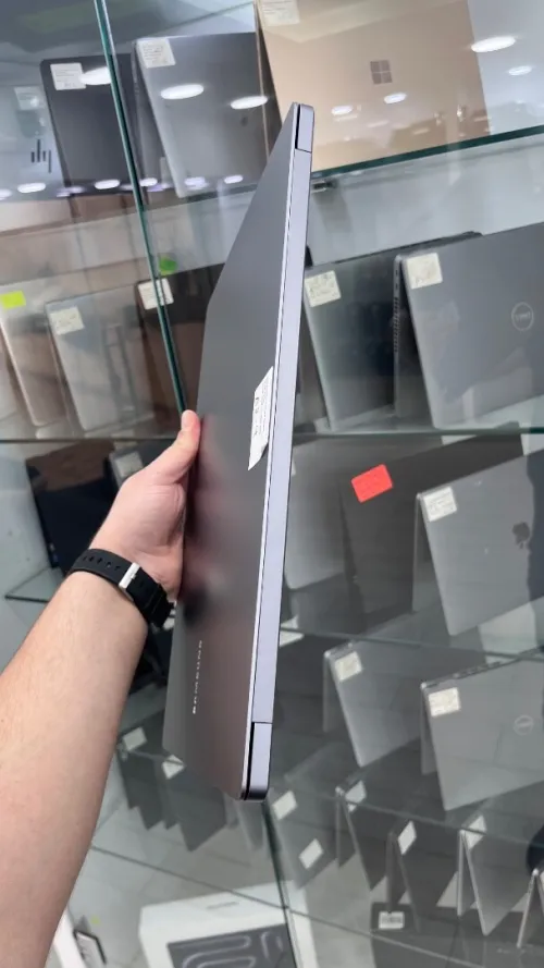 GALAXY BOOK 5 PRO Ultra 7 258V  32RAM 512 SSD 16'' AMOLED  3K Intel(R) Arc(TM) 140V GPU RI (8GB) BATTERIE 100% ETAT NEUF GARANTIE 06 MOIS